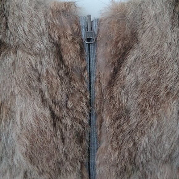 LaRok Luxe 100% Rabbit Fur Vest - Picture 13 of 16